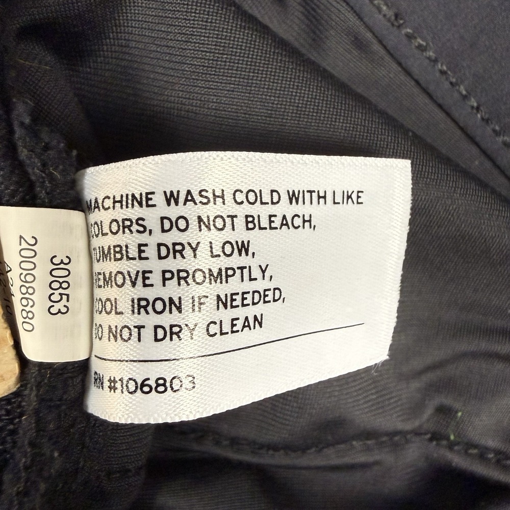 Duluth Trading Pants Mens 46x30 Black Flexpedition Standard Fit Stretch Hiking - Picture 15 of 16